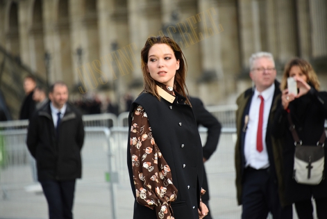 Léa Seydoux Paris Fashion Week Louis Vuitton Women/Winter 2019, Musée du Louvre le 5 Mars.