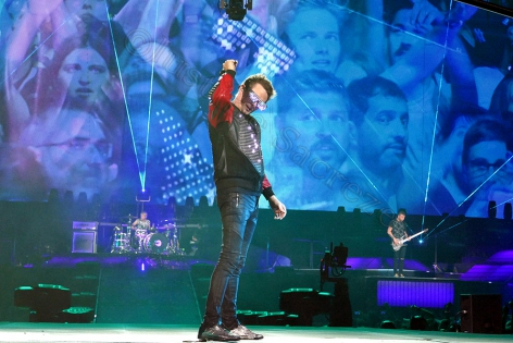  Matthew Bellamy en met plein la vue !
Muse concert à Bordeaux le 16 Juillet 2019.